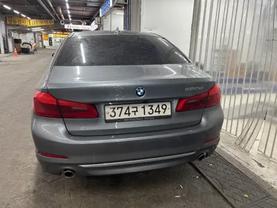 BMW 5-Series 2019, 64434 км, за 16410.66 USD