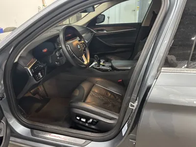 BMW 5-Series 2019, 64434 км, за 16410.66 USD - фото 6