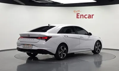 Hyundai Avante 2023, 117224 км, за 9386.57 USD