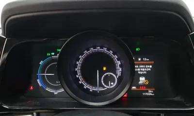 Hyundai Avante 2023, 117224 км, за 9386.57 USD - фото 8