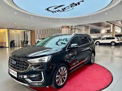Ford Edge · 2022 год