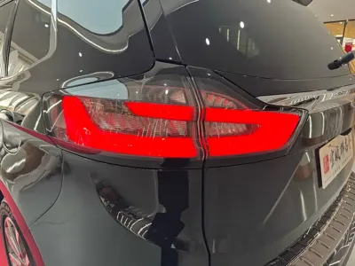Ford Edge 2022, 78600 км, за 16674.18 USD - фото 39