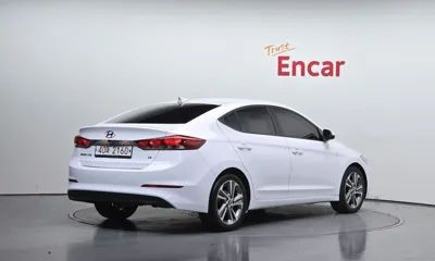 Hyundai Avante 2018, 54775 км, за 7225.43 USD