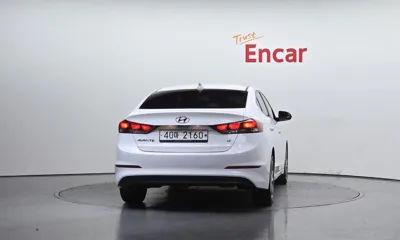Hyundai Avante 2018, 54775 км, за 7225.43 USD