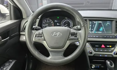 Hyundai Avante 2018, 54775 км, за 7225.43 USD - фото 13