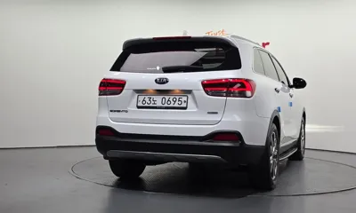 Kia Sorento 2016, 90805 км, за 10437.18 USD
