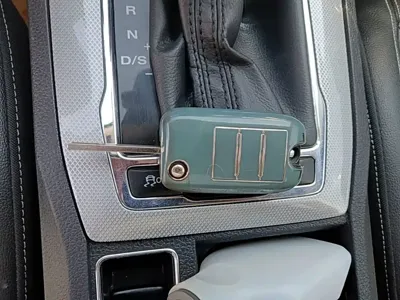Roewe RX5 2019, 85300 км, за 5576.7 USD - фото 9