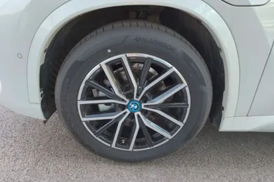 BMW iX1 2025, 8400 км, за 25069 USD - фото 10