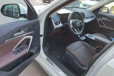 BMW iX1 2025, 8400 км, за 25069 USD - фото 18