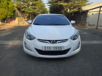 Hyundai Avante · 2016 год