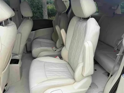 Buick GL8 2023, 38700 км, за 19981.96 USD - фото 8