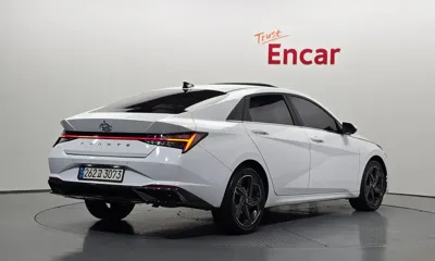 Hyundai Avante 2022, 85955 км, за 11384.35 USD