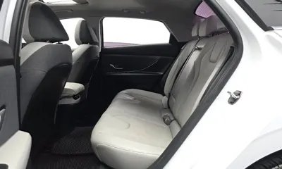Hyundai Avante 2022, 85955 км, за 11324.67 USD - фото 12