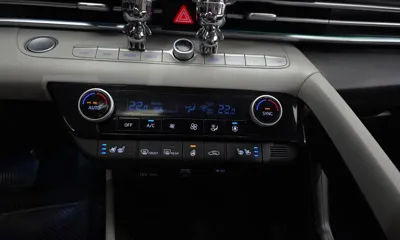 Hyundai Avante 2022, 85955 км, за 11324.67 USD - фото 17