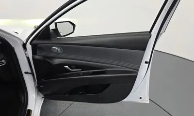 Hyundai Avante 2022, 85955 км, за 11324.67 USD - фото 24