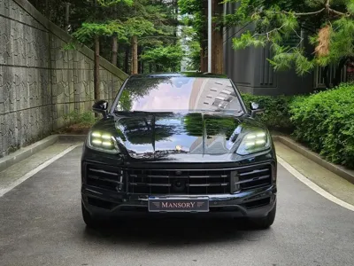 Porsche Cayenne 2024, 26500 км, за 93868.98 USD