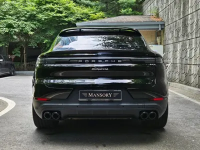Porsche Cayenne 2024, 26500 км, за 93868.98 USD