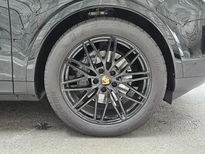 Porsche Cayenne 2024, 26500 км, за 93868.98 USD