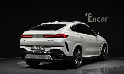 BMW X6 2023, 31124 км, за 61889.28 USD