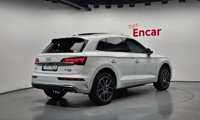 Audi Q5 2024, 17896 км, за 36503.56 USD