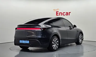 Tesla Model Y 2025, 29698 км, за 41929.39 USD