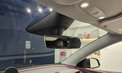Tesla Model Y 2025, 29698 км, за 41929.39 USD - фото 31