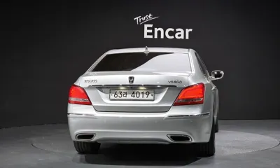 Hyundai Equus 2012, 162127 км, за 4591.43 USD