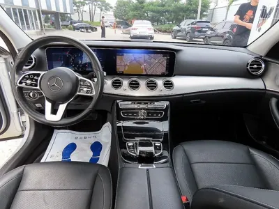 Mercedes-Benz E-Class 2019, 83673 км, за 14945.06 USD - фото 7
