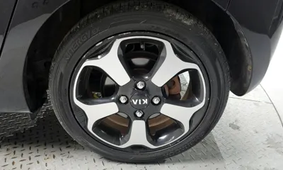 Kia Ray 2013, 160418 км, за 3898.25 USD