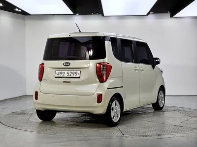 Kia Ray 2013, 131414 км, за 2470.26 USD
