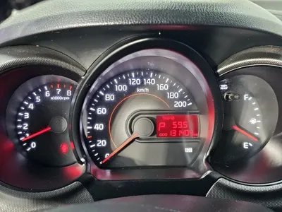 Kia Ray 2013, 131414 км, за 2459.07 USD - фото 7