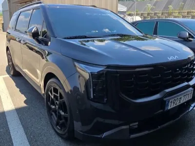 Kia Canival · 2025 год
