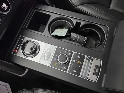 Land Rover Discovery 2020, 126937 км, за 22252.86 USD - фото 8
