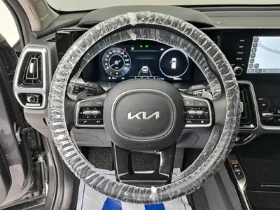 Kia Sorento 2023, 30026 км, за 16825.23 USD - фото 7