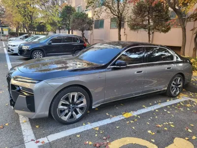 BMW 7-Series 2023, 44000 км, за 65116.86 USD