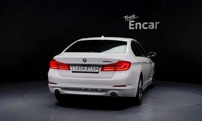 BMW 5-Series 2020, 100758 км, за 18214.95 USD