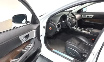 Jaguar XF 2014, 115497 км, за 4304.63 USD - фото 11