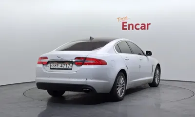 Jaguar XF 2013, 201295 км, за 1850.87 USD
