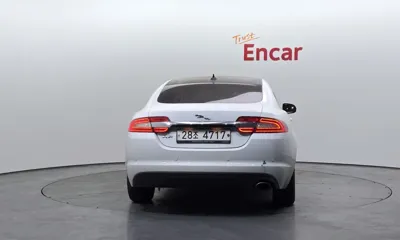 Jaguar XF 2013, 201295 км, за 1850.87 USD