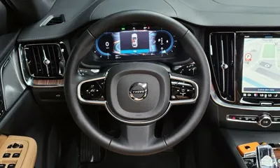 Volvo V60 2025, 6573 км, за 33478.5 USD - фото 13