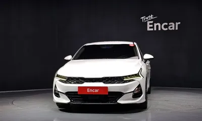 Kia K5 2022, 29387 км, за 15032.17 USD