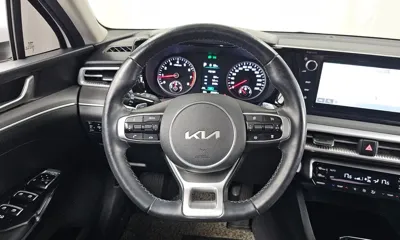 Kia K5 2022, 29387 км, за 15032.17 USD - фото 13