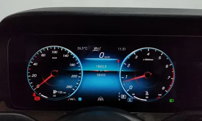 Mercedes-Benz E-Class 2021, 58455 км, за 26587.78 USD - фото 8