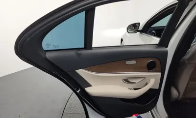 Mercedes-Benz E-Class 2021, 58455 км, за 26587.78 USD - фото 25