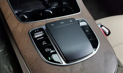 Mercedes-Benz E-Class 2021, 58455 км, за 26587.78 USD - фото 27