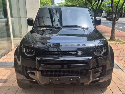 Land Rover Defender 2026, 650 км, за 67867.1 USD