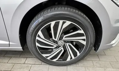 Volkswagen Jetta 2021, 16476 км, за 12800.32 USD