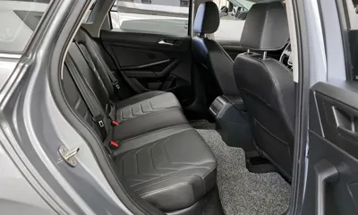 Volkswagen Jetta 2021, 16476 км, за 12800.32 USD - фото 12