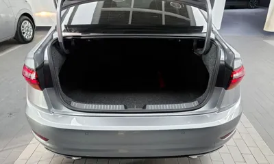 Volkswagen Jetta 2021, 16476 км, за 12800.32 USD - фото 20