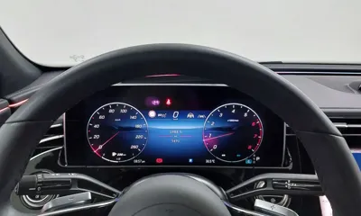 Mercedes-Benz E-Class 2025, 5487 км, за 61475.45 USD - фото 8